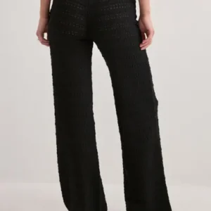 Nelly - Sort - Crochet Low Waist Pants