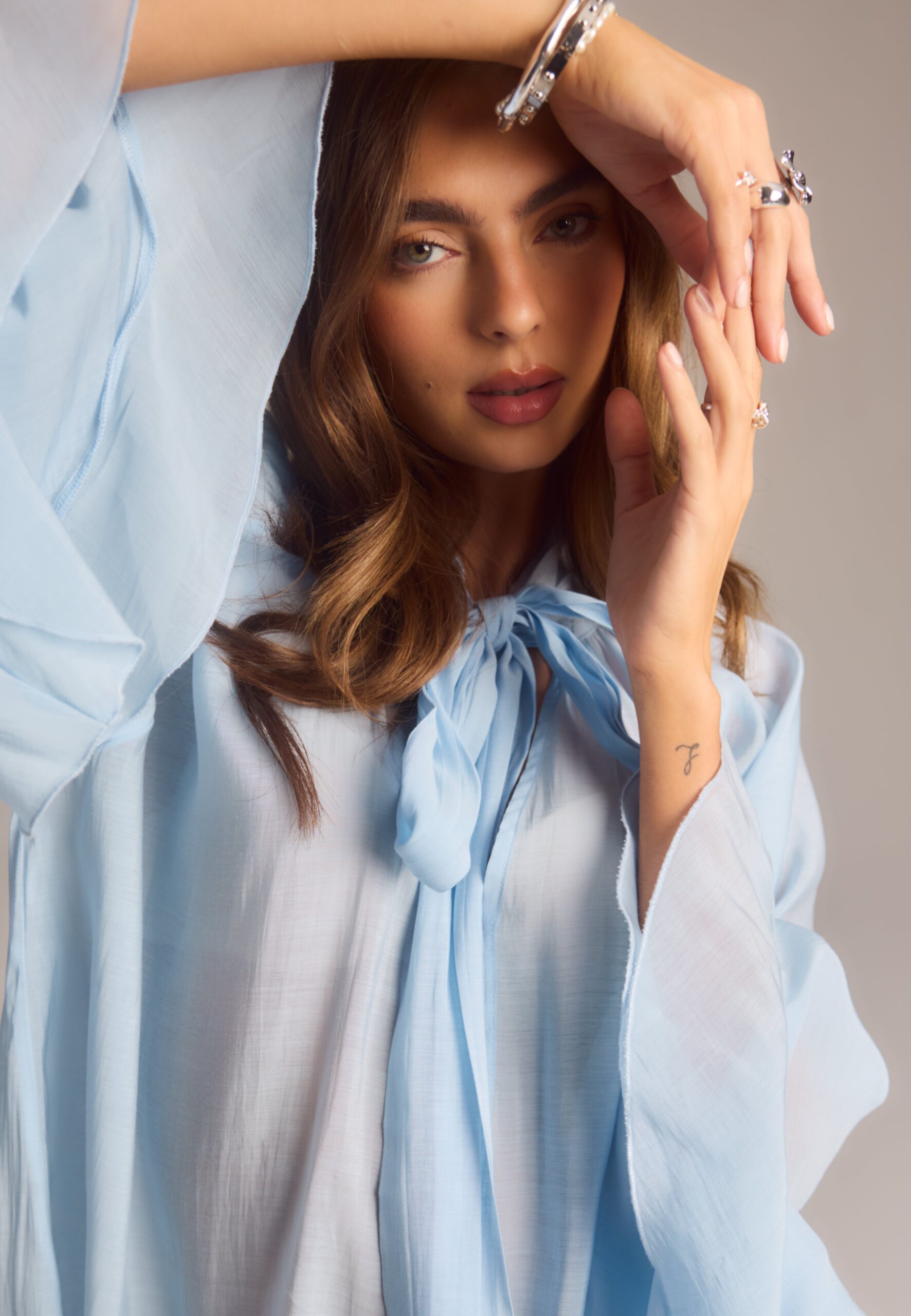 Wide Sleeve Bow Blouse Wide Sleeve Bow Blouse