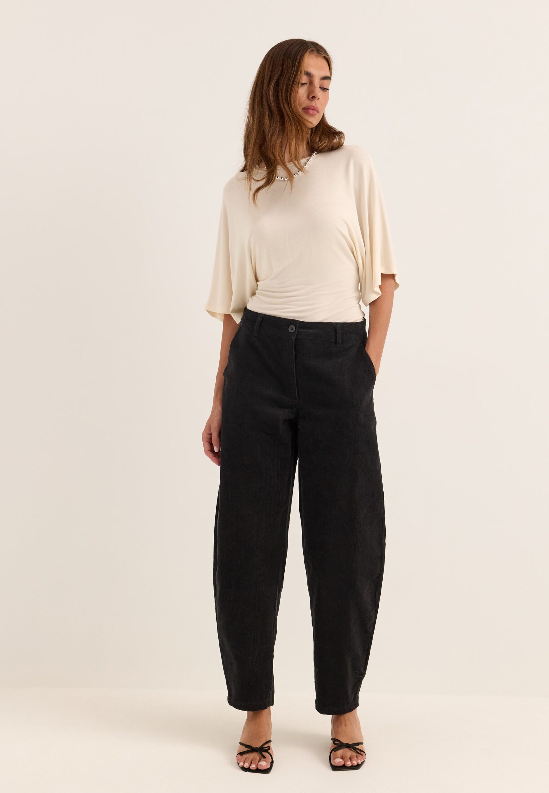 Mid Waist Corduroy Wide Trousers Mid Waist Corduroy Wide Trousers