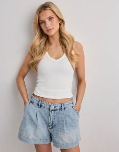 Nelly - Blå - Wide Strap Jeans Shorts Nelly - Blå - Wide Strap Jeans Shorts