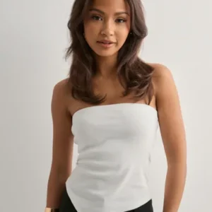 Nelly - Hvid - Asymmetric Rib Tube Top