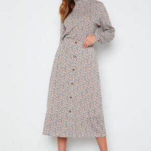 Pella Button Skirt