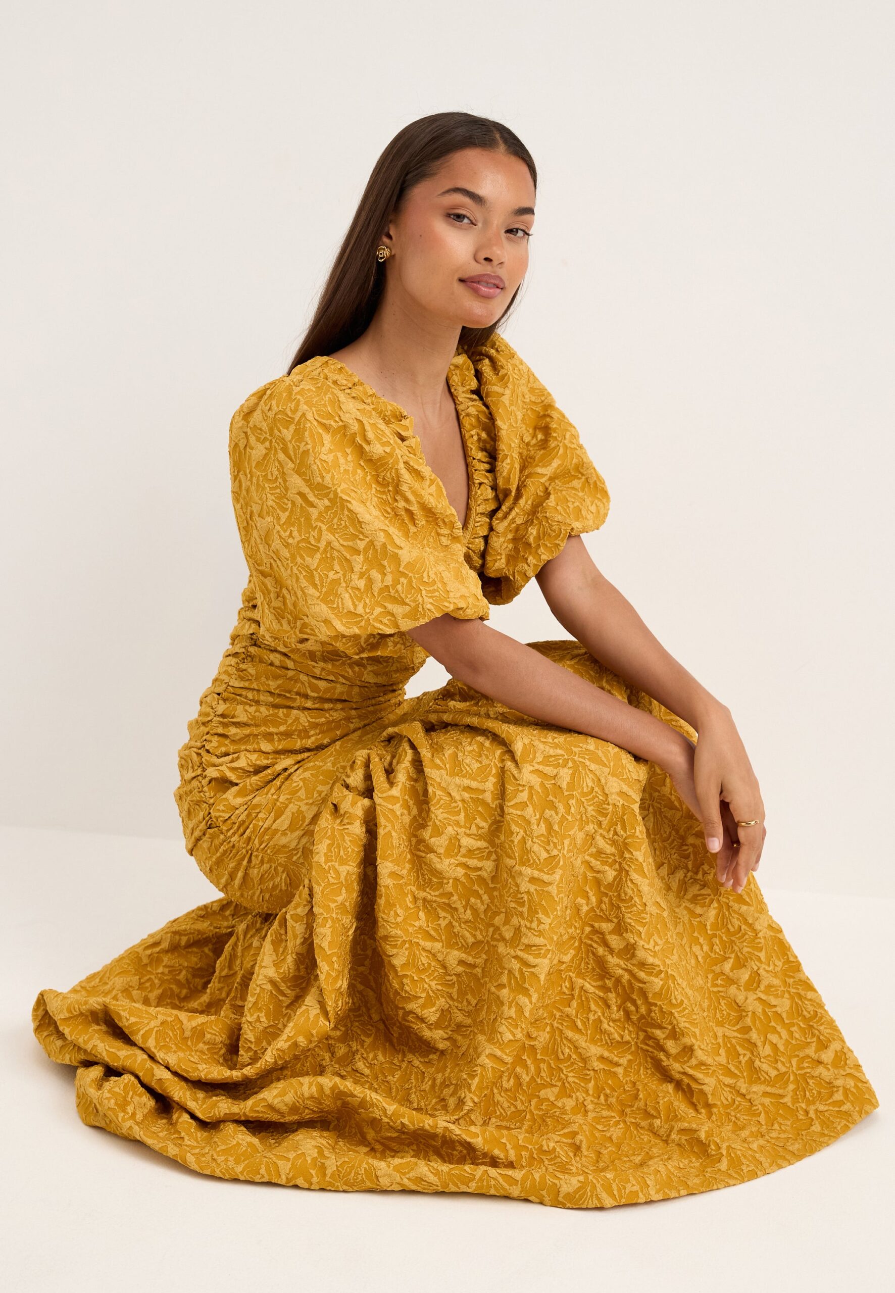 Puff Sleeve V-neck Jaqcuard Gown Puff Sleeve V-neck Jaqcuard Gown