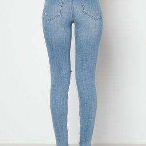 Sophia HR Skinny Jeans