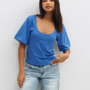 Nelly - Blå - Batwing Sleeve Tee