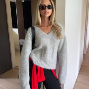 Nelly - Grå - Premium V Neck Knit Sweater