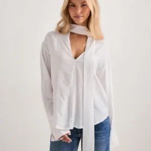 Nelly - Hvid - Scarf Blouse