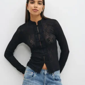 Nelly - Sort - Decor Button Lace LS Top