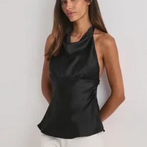Nelly - Sort - Drapy Satin Top