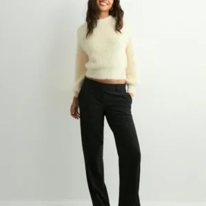 Only - Beige - Onllulu Ls Rib Short O-Neck Cc Knt