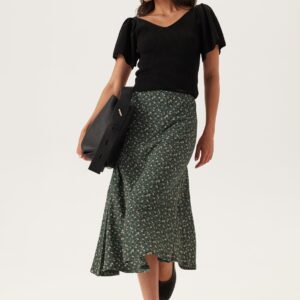 Structured Asymmetric Skirt