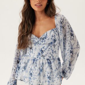 Twist Detail Blouse